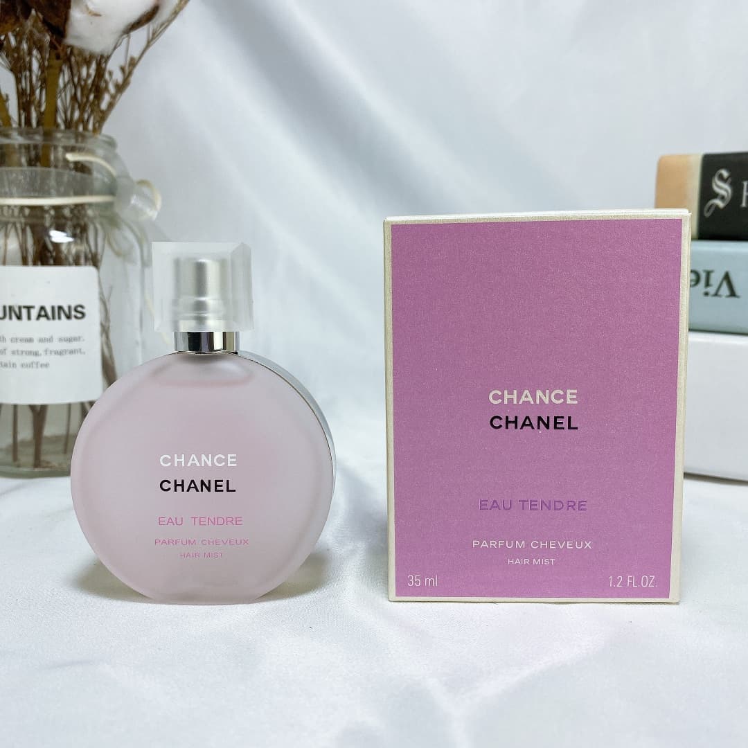 💰💰 CHANEL counter 💗 Pink Encounter Hair Spray CHANEL's hair fragrance spray, 35ml exquisite frosted small bottle, the small bottle is super portable [shy]