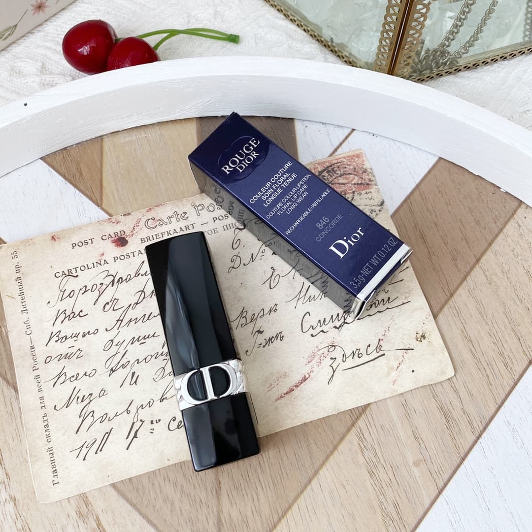 Dior Rouge Dior lipsticks, high-quality from department stores, in stock in the following shades: Shine: 999-849-520-080-028-959; Matte: 999-888-646-846-814-772-100-314-951-975; Velvet: 999-720-760-840-860-773-909-228-668